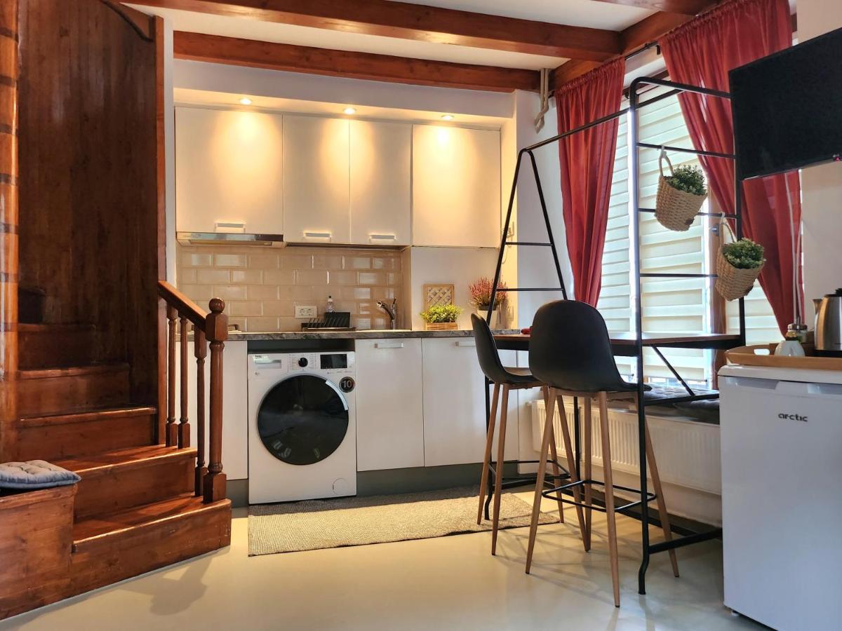 The-Point Lovely Studio In Center Of Bucureşti Ngoại thất bức ảnh