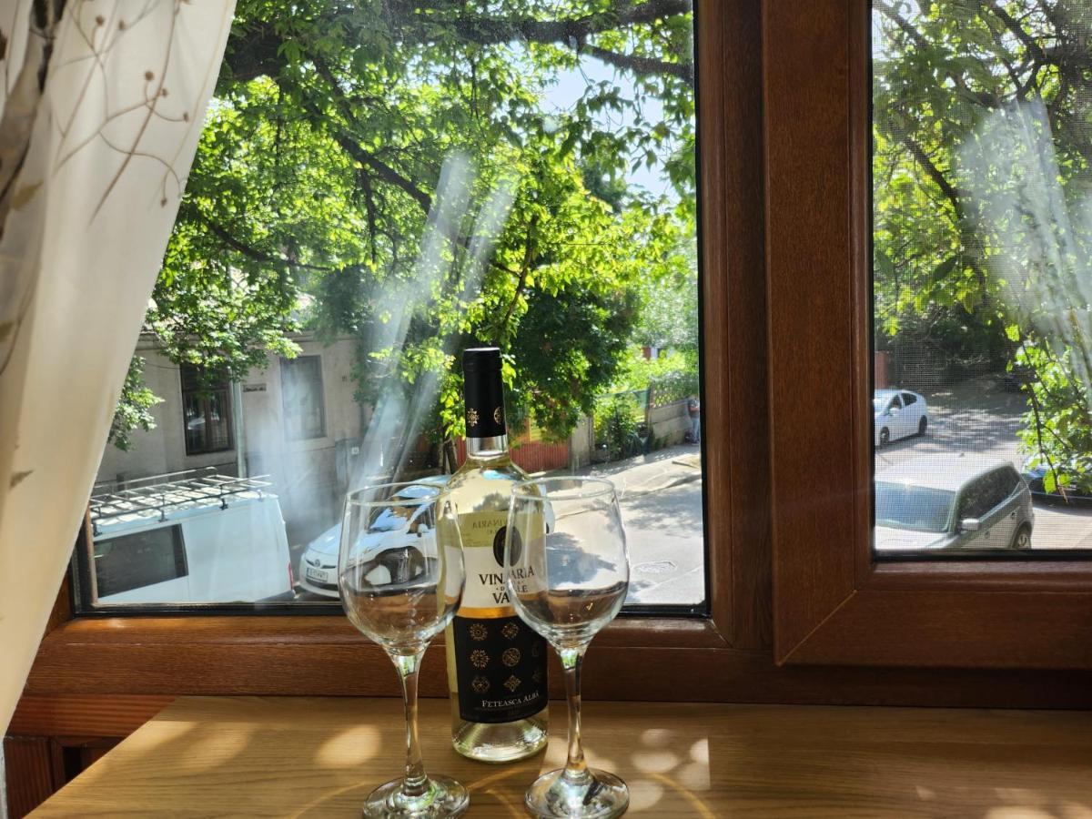 The-Point Lovely Studio In Center Of Bucureşti Phòng bức ảnh